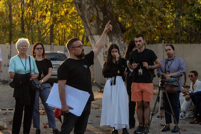 Calea Victoriei Walking Tour With Damian Anfile - Accessibility Features