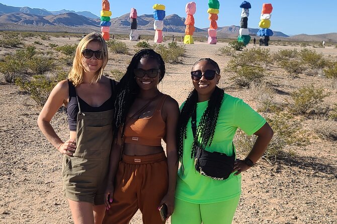 California Desert, Seven Magic Mountains and Las Vegas Sign - Tour Highlights and Attractions