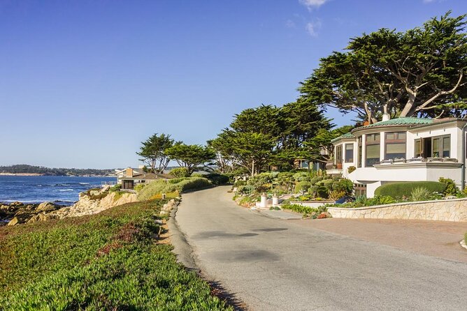 Carmel by the Sea Tour Review - Operating Hours