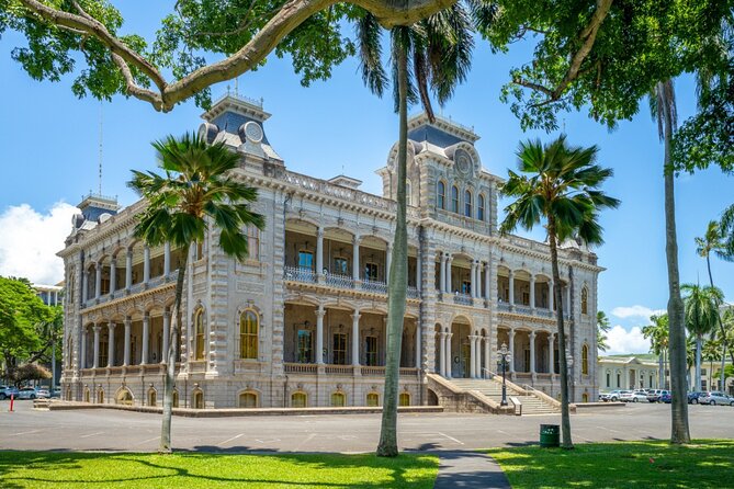 Charms of Honolulu Walking Tour for Couples - Enjoy the Company of a Local Guide