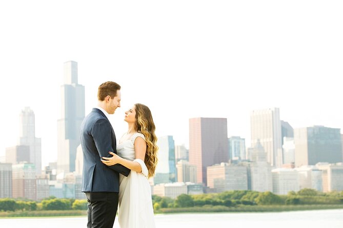 Chicago Elopement With City Landmark Photoshoot & Private Driver - Customization Options Available