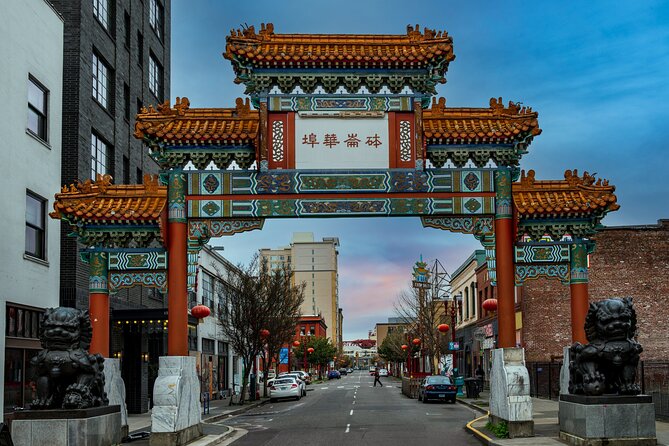 Chocolate, Coffee, & Doughnuts: A Downtown Portland Walking Tour - Accessibility Features