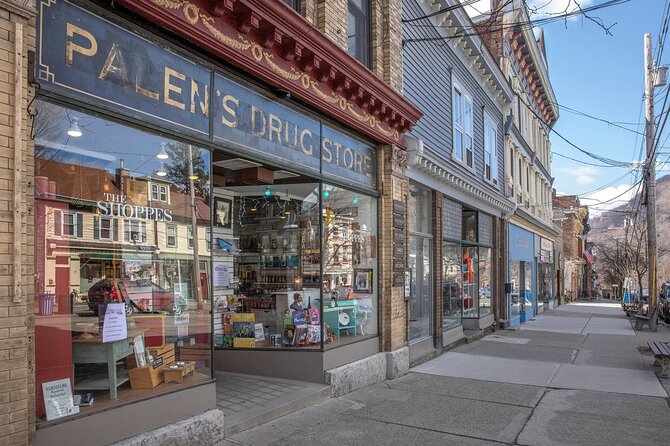 Cold Spring Town and Woodbury Outlets 1-Day Tour From New York - Health and Safety Requirements