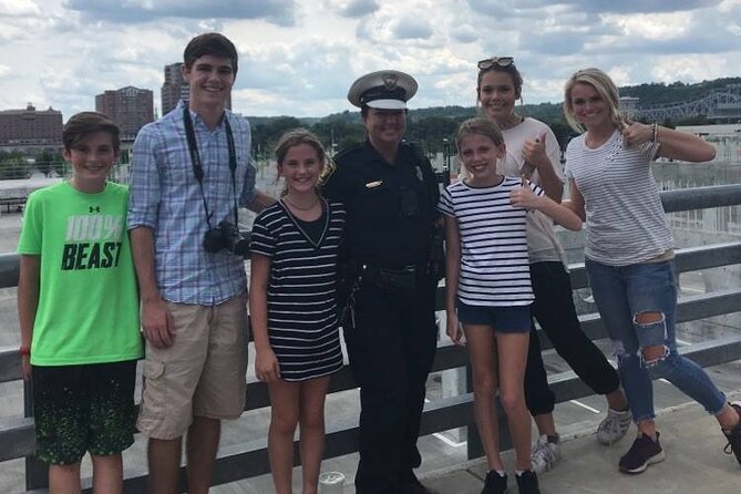 Columbia City Scavenger Hunt Excursion Review - Teamwork and Collaboration