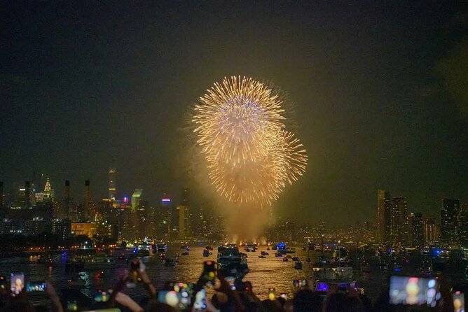 Cornucopia Majesty July 4th NYC Fireworks Party Cruise - Open Bar Details