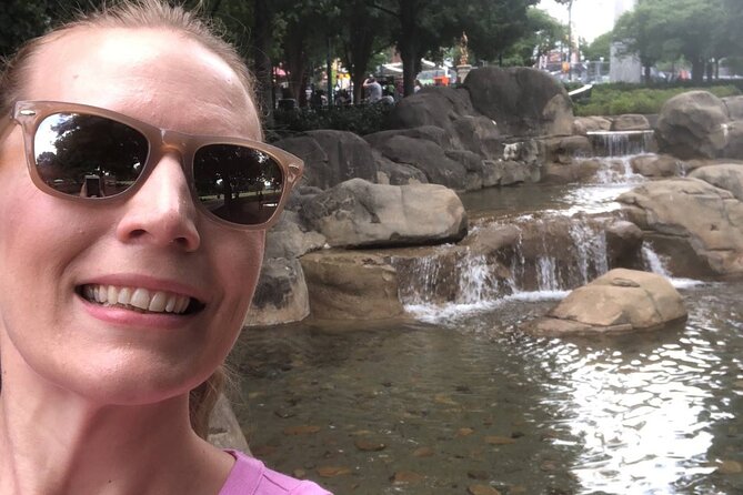 Crazy Dash Scavenger Hunt in Minneapolis Review - The Role of the Remote Interactive Guide