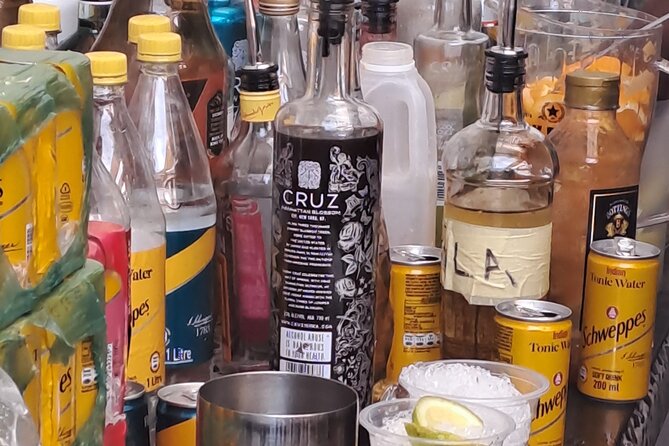 Culinary Explorations: Flavors on a 3-Hour Food and Drink Tour. - Accessibility Features