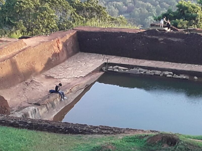 Cultural Odyssey: 10 Days of Splendor in Sri Lanka - Discovering Sigiriya Rock