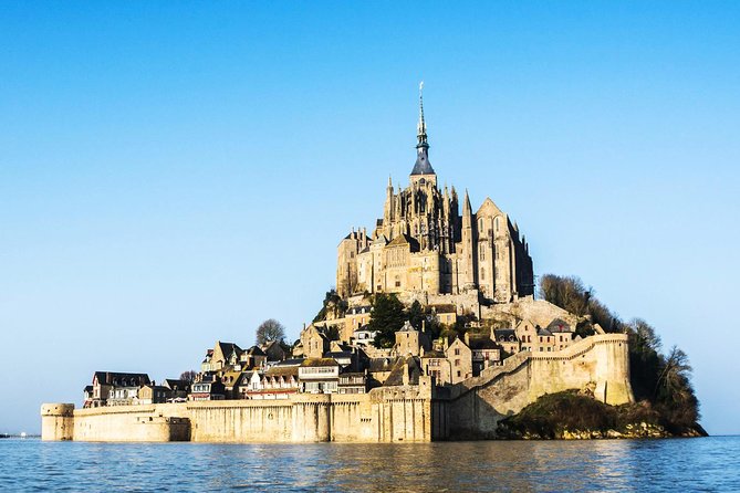 D-Day & Mont St Michel 2 Days Tour - Day 2: Mont-Saint-Michel