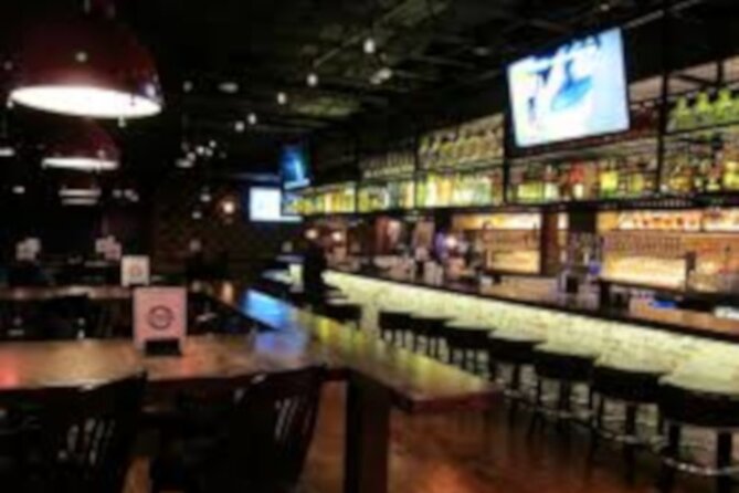 Dallas Bar Hunt: Dallas Dynasty Bar Crawl - Tour Structure and Format