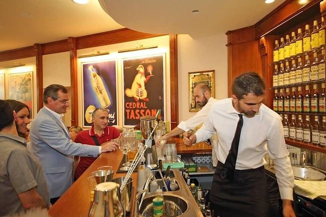 Discovering Lake Garda, Between Salò and Gardone - Lakeside Dining and Cuisine