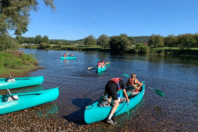 Discovery of the Cliffs of the Dordogne by Canoe Near Sarlat - Discovering Hidden Gems Along the Way