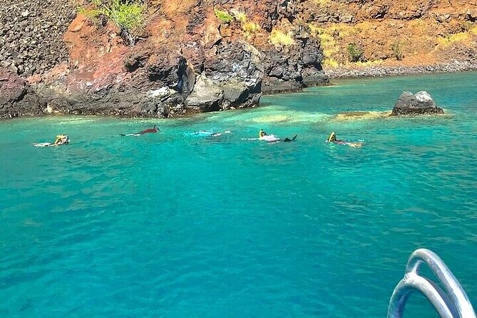 Dolphin, Sea Cave & Captain Cook Snorkel Combo in Kealakekua Bay - Breathtaking Lava Cave Formations