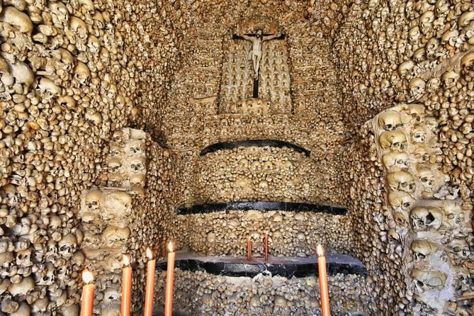 Evora Ancient City & The Alentejo Private Luxury Wine Tour - Private Guide and Personalized Experience