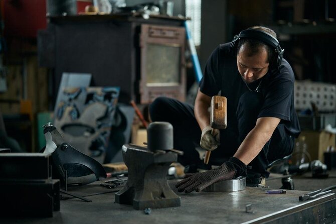 Experience Frying Pan Making With an Ironworking Expert - Customizing Your Frying Pan