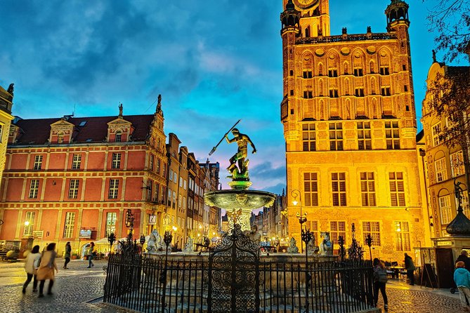 Explore Gdańsk: 6-Hour Private Guided Tour of Key Highlights - Pickup and Meeting Details