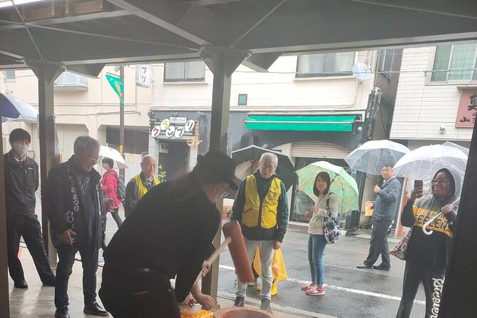 Flavors Of The Past: Yanaka Walking Family Food Tour With Guide - Indulging in Yakitori Skewers
