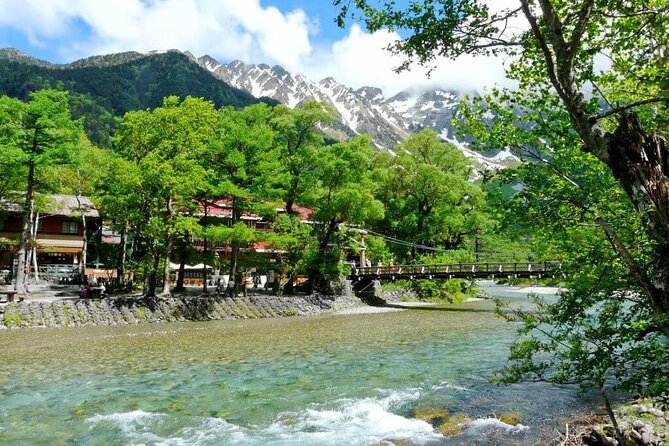 [From Nagano] Private 1-day Kamikochi & Matsumoto Tour - Included Amenities and Services