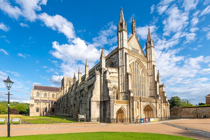 Full Day Private Shore Tour in Winchester From Southampton Port - Winchester: A Historic City