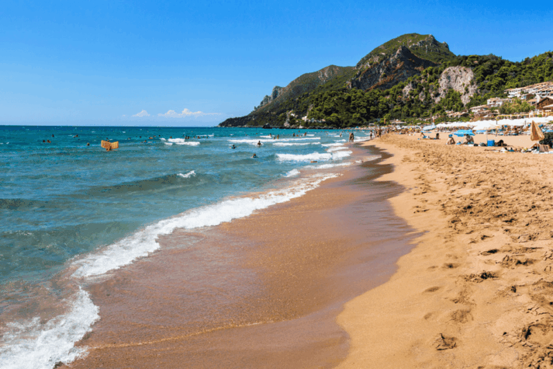 Glyfada Beach: Glyfada Day Trip - Arrival and Check-In