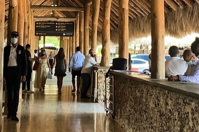 Grand Transportation Between the Airport and Hotels in Punta Cana - Accessibility and Participation