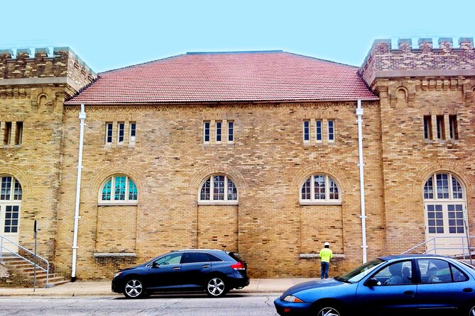 Guided Walking Historian Tour in Downtown Durham - Pricing and Booking