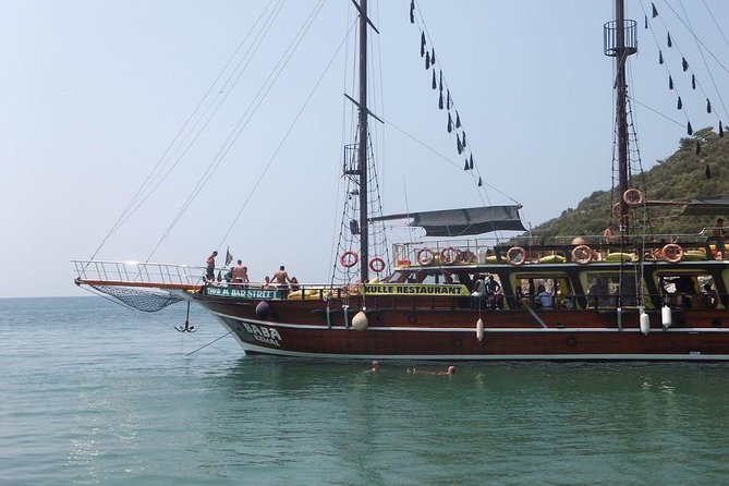 Gulf of Kusadasi Boat Trip Including Lunch and Soft Drinks - Participation Guidelines