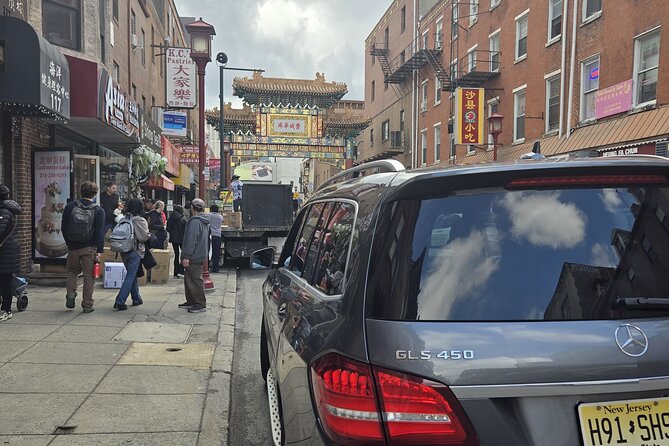 Half Day Philadelphia Private Customized Tour in a Mercedes SUV - Accessibility
