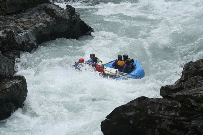 Half Day Two Canyon Six Mile Creek Whitewater Rafting - Conquering the Challenging Rapids