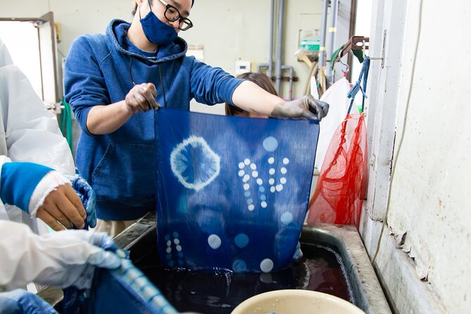 Hand Towel or Handkerchief Indigo Dyeing Workshop in Sanuki - Hands-On Indigo Dyeing Workshop Experience