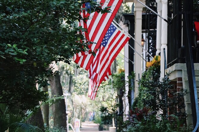 History of Savannah Walking Tour - Exploring Jones Street and Monterey Square