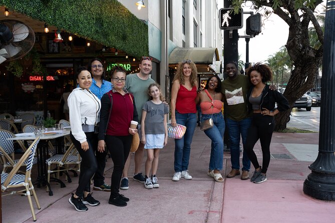 Hollywood Meets Miami Beach Tour Review - Exploring the Neighborhood