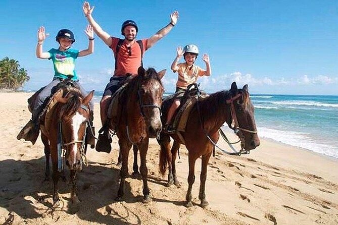 Horseback Riding Along the Beaches of Punta Cana and Macao - Meeting and End Points