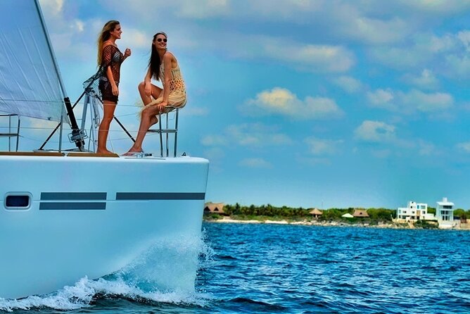 Isla Mujeres Catamaran Sailing Experience With Lunch & Open Bar - Meeting Point and Pickup Details