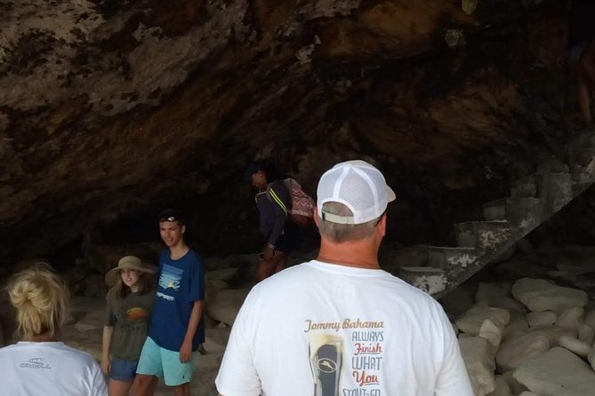 Island Tour of North and Middle Caicos W / Lunch & Drinks Included - Accessibility Features