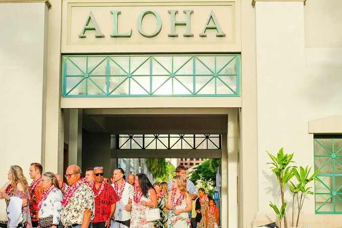 Ka Moana Luau - Dining and Drinks
