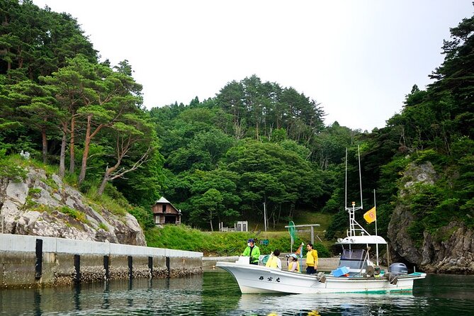 Kamaishi Bay Fishing Boat Cruise With Guided Local Fisherman - Taking in the Fishing Experience
