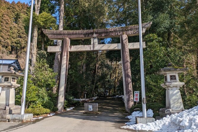 Kanazawa Temples Panoramic Landscape Views and Butterflies - Taking in the Beauty of the Butterfly House