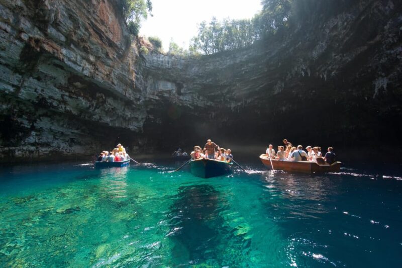 Kefalonia: the Caves Tour, Visiting Melissani & Drogarati - Melissani Cave Highlights