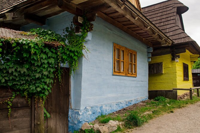 Komárno's Romantic Secrets: Scenic Walking Tour Highlights - Capturing Breathtaking Views From the Fortress Walls