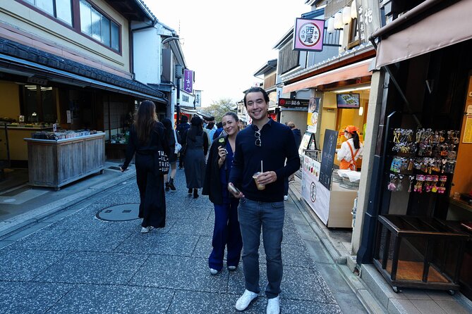 Kyoto 6 Hr Private Guided Tour & Kimono Experience - Licensed Local Guide and Historical Insights