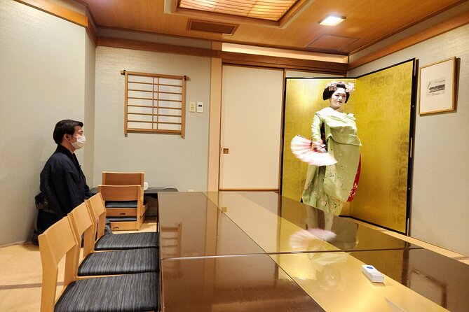 Kyoto Kimono Rental Experience and Maiko Dinner Show - Logistics and Meeting Point