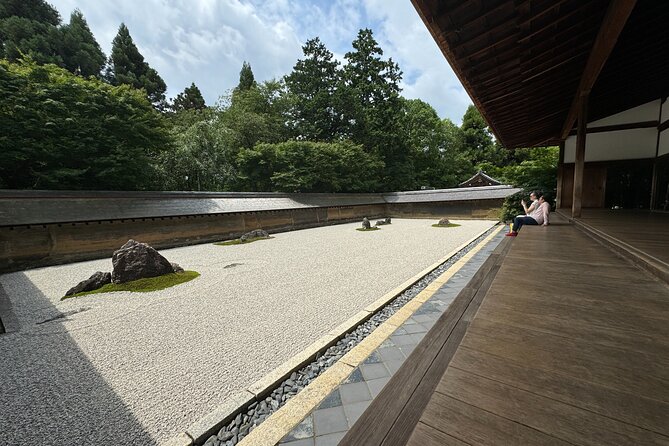 Kyoto: Ryōan-ji, Greatest Zen Garden Guided Tour in 80 Min. - Key Features of the Garden