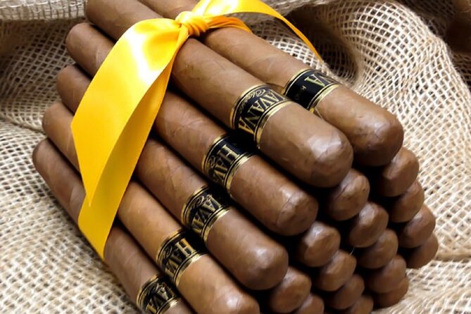 Li'l Havana Miami:Classic Cars,Cigar Factory,Coffee,Pastry & Rum - Savoring Cuban Cafecitos and Pastries