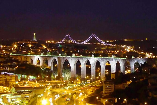 Lisbon by Night With Dinner and Fado Show - Transportation and Comfort