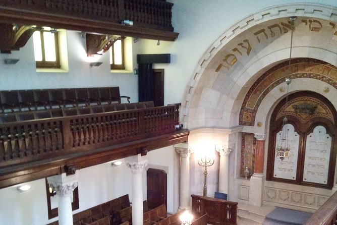 Lisbons Jewish Sites And History Half Day Tour - Visiting the City Synagogue