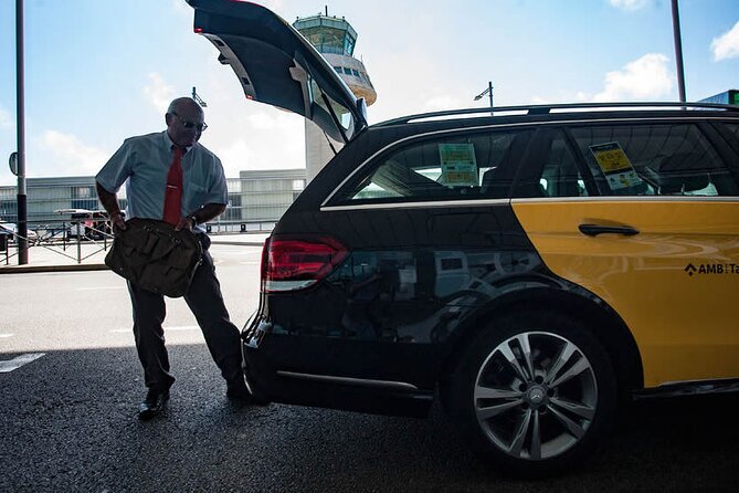 London Private Transfer From Gatwick Airport to City Centre - Booking and Cancellation Policy