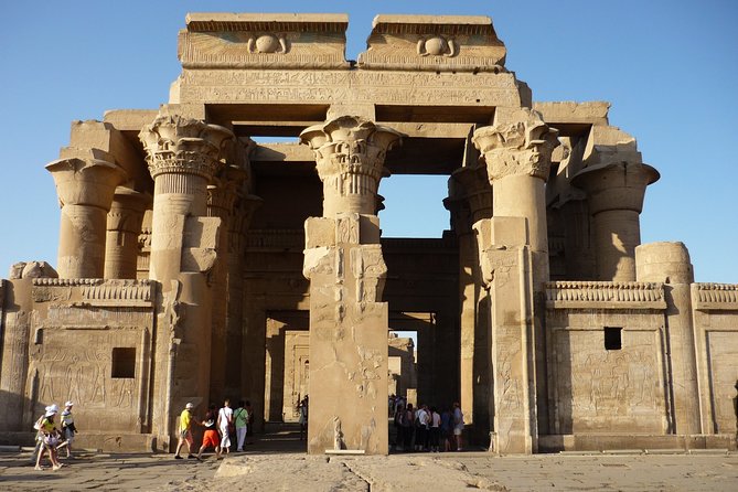 Luxor: Edfu and Kom Ombo Private Guided Tour, Lunch& Felucca - Meeting and Pickup Details