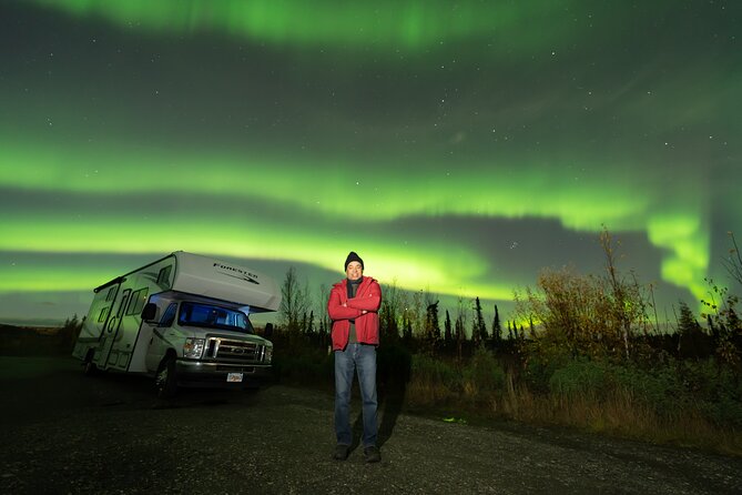 Luxury RV Aurora Chasing Tour Review - Experience Expectations