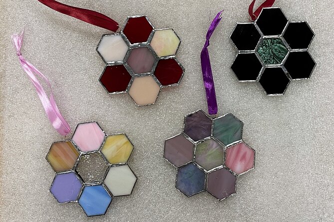 Make Your Own Stained Glass Honeycomb Review - Accessibility Information